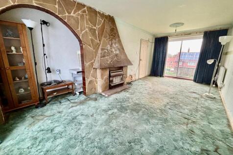Living Room &amp; Dining Area: