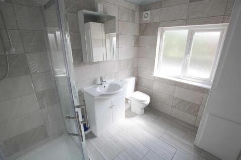 Shower Room / WC: