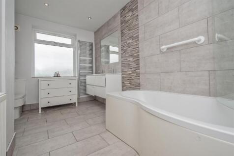 Bathroom / WC: