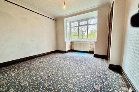 Living Room: