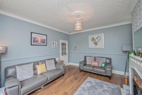 Living Room: