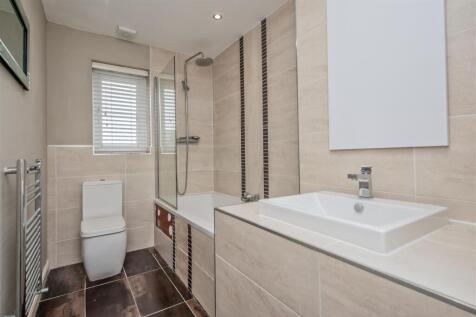 Bathroom / WC:
