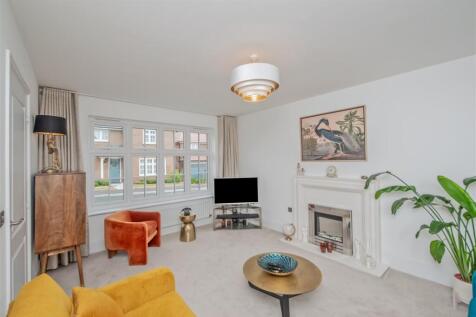 Living Room: