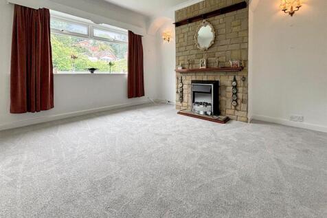 Living Room: