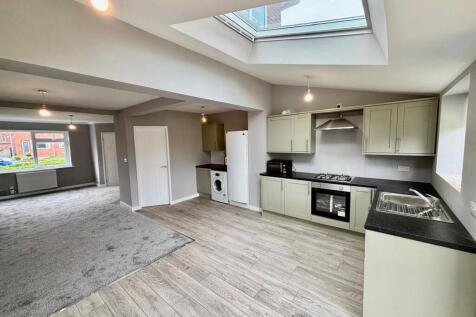 Fitted Kitchen: