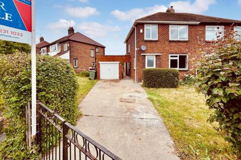 Off Street Parking / Driveway / Single Garage: