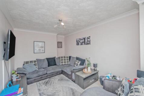Living Room: