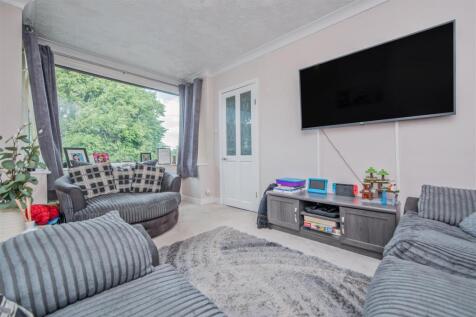 Living Room:
