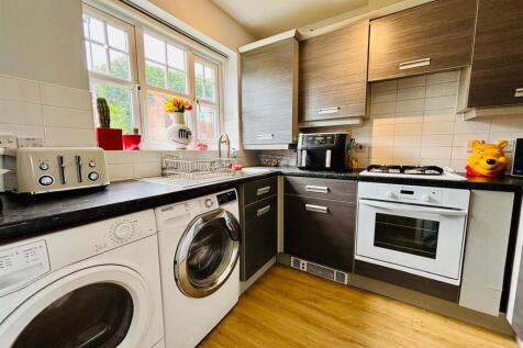 Fitted Kitchen: