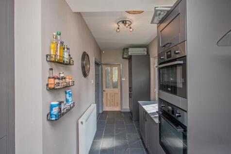 Extended Fitted Kitchen: