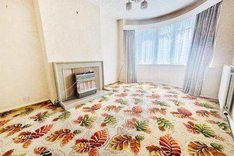 Living Room: