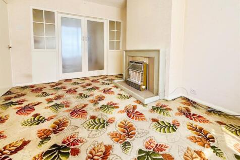 Living Room: