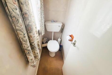 Separate WC: