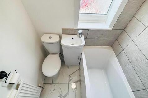 Bathroom / WC:
