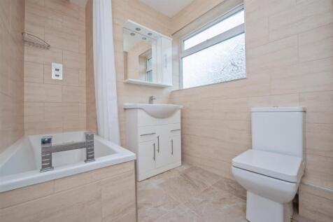 Bathroom / WC: