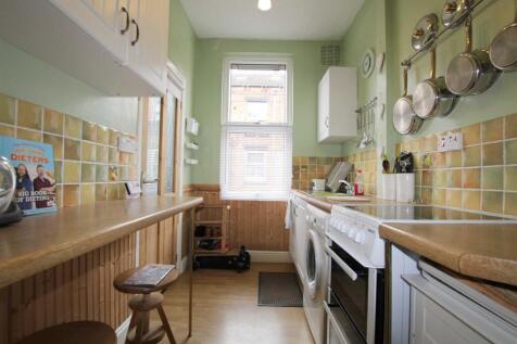 Fitted Kitchen: