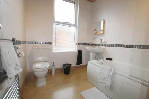 Bathroom / WC: