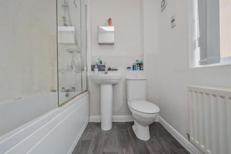 Bathroom / WC:
