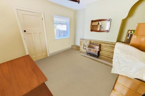 Dining Room: