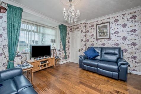 Living Room: