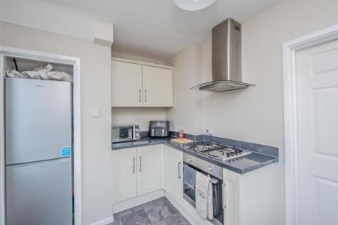 Fitted Kitchen: