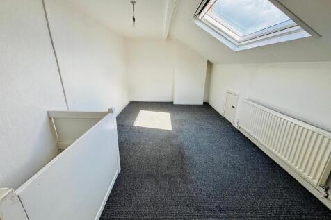 Bedroom:
