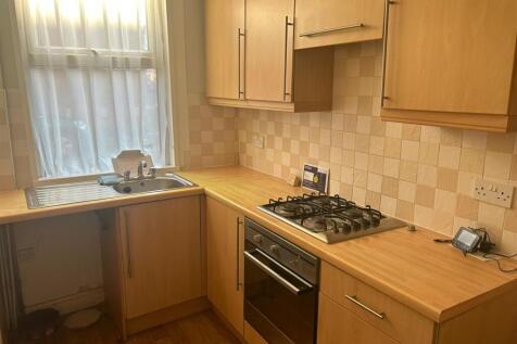 Fitted Kitchen: