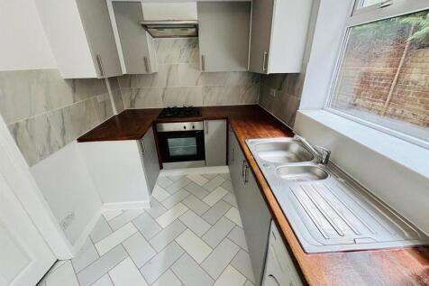 Fitted Kitchen: