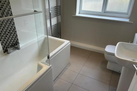 Bathroom / WC: