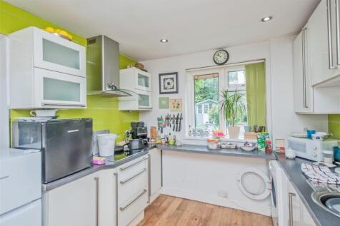 Fitted Kitchen: