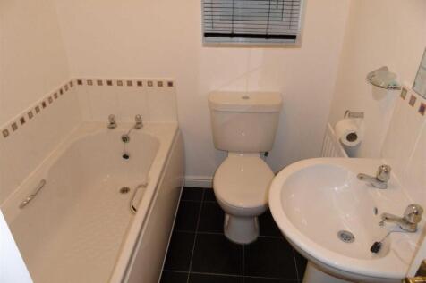 Bathroom / WC: