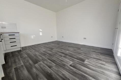 Living Room: