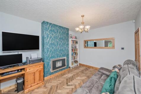 Living Room: