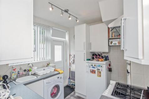 Fitted Kitchen: