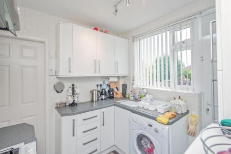 Fitted Kitchen: