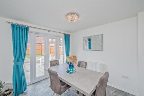 Dining Room: