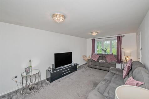 Living Room: