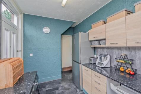 Fitted Kitchen: