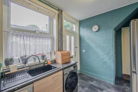 Fitted Kitchen: