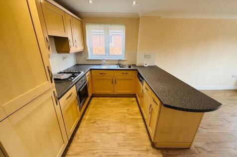 Kitchen Area:
