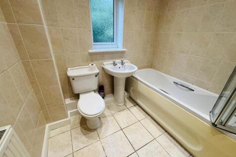 Bathroom / WC: