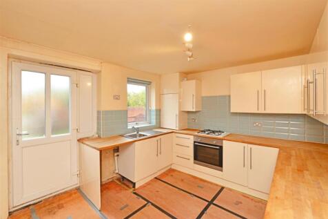 Kitchen: