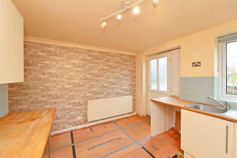 Kitchen:
