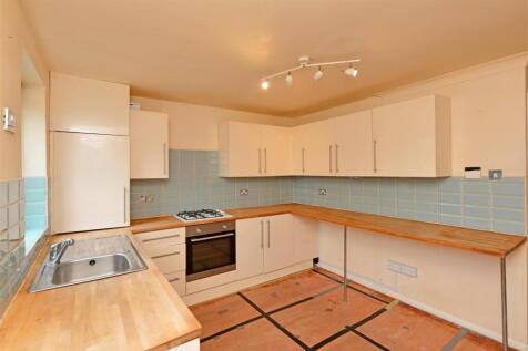 Kitchen: