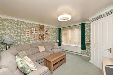Living Room: