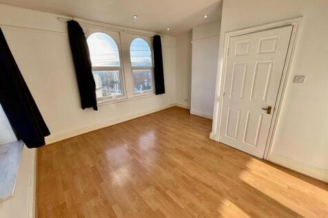 Bedroom: