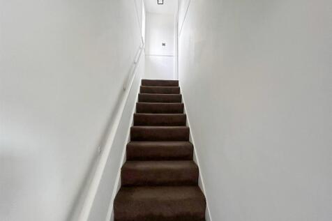 Private Entrance: