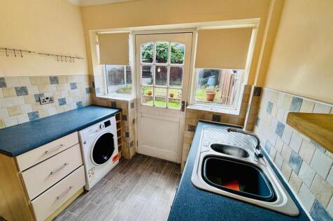 Fitted Kitchen:
