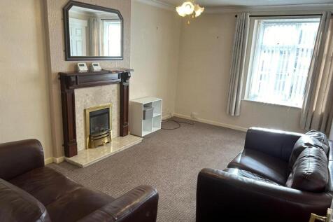 Living Room: