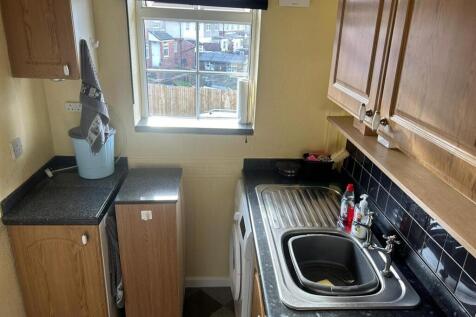 Fitted Kitchen: